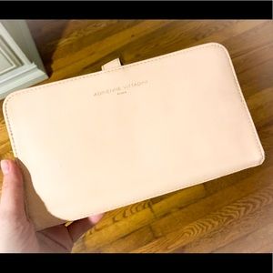Adrianna Vittadini Wallet